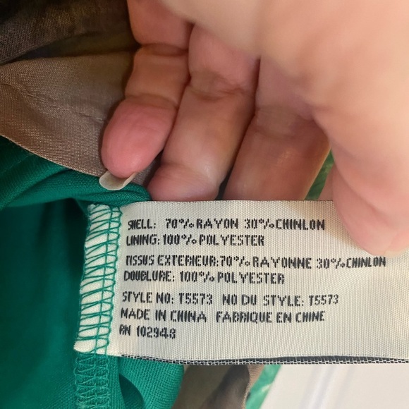 Bold Green Floral Midi Skirt - Size L Tan Neutral Base Vintage Inspired - Picture 5 of 5